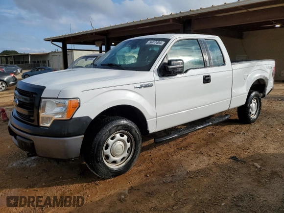 2014 Ford F-150 XL with VIN 1FTFX1EFXEFC49452, listed as a Copart auction lot 79477404 with 183,437 mi miles and Clean Title. Bid and sale history available at carsss.com. Image 1.