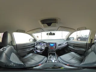 2019 Mitsubishi Outlander SE with VIN JA4AD3A33KZ050211, listed as a Copart auction lot 42005455 with 135,200 mi miles and Clean title. Bid and sale history available at DreamBid. Image 15.