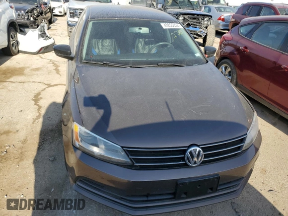 2015 Volkswagen Jetta SE with VIN 3VWD17AJ9FM283810, listed as a Copart auction lot 43255024 with 135,067 mi miles and Salvage title. Bid and sale history available at DreamBid. Image 5.