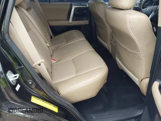 2012 Toyota 4Runner SR5 z VIN JTEZU5JR1C5044324, wystawiony jako IAAI lot #42137404 z przebiegiem 252 363 mil mil oraz . Historia ofert i sprzedaży dostępna na DreamBid. Obrazek 8.