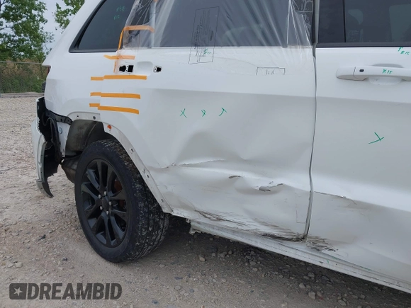 2018 Jeep Grand Cherokee Altitude with VIN 1C4RJFAG6JC164906, listed as a IAAI auction lot 42302611 with 81,447 mi miles and . Bid and sale history available at DreamBid. Image 6.