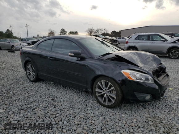 2012 Volvo C70 T5 with VIN YV1672MC9CJ125125, listed as a Copart auction lot 47387825 with 210,829 mi miles and Salvage Title. Bid and sale history available at carsss.com. Image 4.