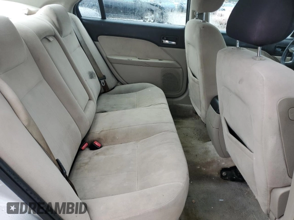 2008 Mercury Milan with VIN 3MEHM07138R649873, listed as a Copart auction lot 73098794 with 297,898 mi miles and Salvage title. Bid and sale history available at DreamBid. Image 11.