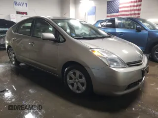 2004 Toyota Prius with VIN JTDKB20U640009390, listed as a Copart auction lot 88704105 with 203,798 mi miles and Salvage Title. Bid and sale history available at carsss.com. Image 4.