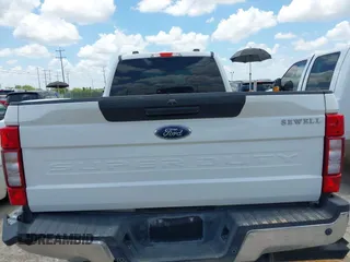 2022 Ford F-250 XL with VIN 1FT7W2BT6NEC15036, listed as a IAAI auction lot 42605743 with Not provided miles and . Bid and sale history available at DreamBid. Image 16.