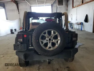 2007 Jeep Wrangler X z VIN 1J4FA24127L193177, wystawiony jako Copart lot #58383395 z przebiegiem Nie podano mil oraz Szkoda całkowita • Salvage title. Historia ofert i sprzedaży dostępna na DreamBid. Obrazek 6.