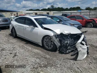 2018 Lexus LS with VIN JTHB51FF8J5002593, listed as a Copart auction lot 64681354 with 84,715 mi miles and Salvage Title. Bid and sale history available at carsss.com. Image 4.