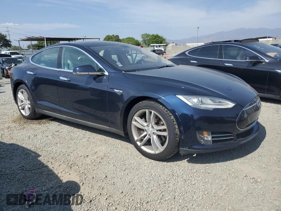 2014 Tesla Model S 60 z VIN 5YJSA1H17EFP33261, wystawiony jako Copart lot #58804465 z przebiegiem 147 583 mil mil oraz Czysty tytuł • Clean title. Historia ofert i sprzedaży dostępna na DreamBid. Obrazek 5.
