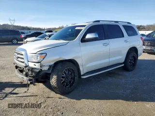 2010 Toyota Sequoia Platinum with VIN 5TDYY5G17AS025225, listed as a Copart auction lot 44419525 with 257,120 mi miles and Salvage Title. Bid and sale history available at carsss.com. Image 1.