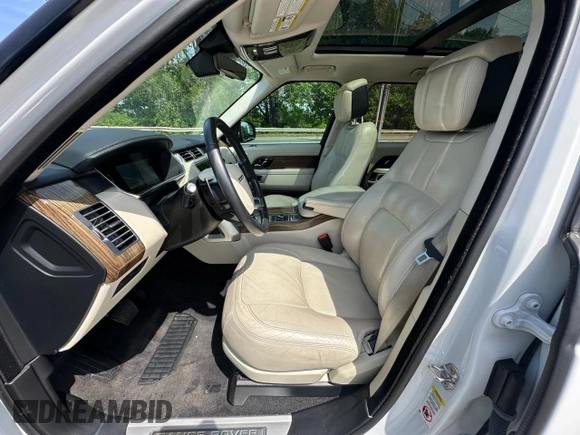 2019 Land Rover Range Rover HSE with VIN SALGS2SV0KA540872, listed as a Copart auction lot 59046305 with 130,477 mi miles and Clean title. Bid and sale history available at DreamBid. Image 15.