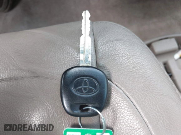 2009 Toyota Sienna XLE with VIN 5TDZK22C79S259793, listed as a IAAI auction lot 41905617 with 185,121 mi miles and . Bid and sale history available at DreamBid. Image 11.