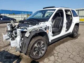 2025 Jeep Grand Cherokee with VIN 1C4RJYB67S8692539, listed as a Copart auction lot 60230965 with Not provided miles and Non repairable. Bid and sale history available at DreamBid. Image 1.