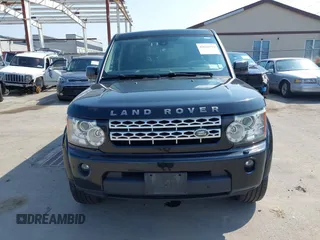 2013 Land Rover LR4 HSE с VIN SALAG2D44DA697884, выставлен на аукционе IAAI как лот 42620594 с пробегом 134 174 миль миль и . История ставок и продаж доступна на DreamBid. Изображение 12.