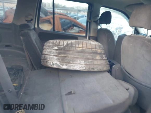 2002 Ford Explorer XLT z VIN 1FMZU73W42UD56821, wystawiony jako IAAI lot #41294683 z przebiegiem Nie podano mil oraz . Historia ofert i sprzedaży dostępna na DreamBid. Obrazek 8.