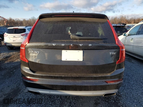 2021 Volvo XC90 Momentum with VIN YV4102PK1M1752472, listed as a Copart auction lot 83328974 with 0 mi miles and Salvage Title. Bid and sale history available at carsss.com. Image 6.