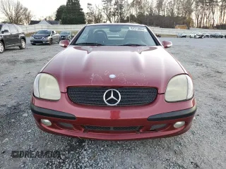 2004 Mercedes-Benz SLK-Class with VIN WDBKK65F14F299017, listed as a Copart auction lot 84318864 with 92,677 mi miles and Clean Title. Bid and sale history available at carsss.com. Image 5.