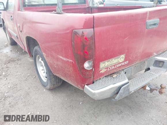 2006 Chevrolet Colorado Work Truck z VIN 1GCCS148068226482, wystawiony jako IAAI lot #42487633 z przebiegiem 121 896 mil mil oraz . Historia ofert i sprzedaży dostępna na DreamBid. Obrazek 6.