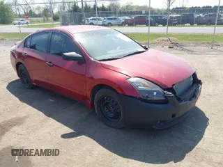 2009 Nissan Altima S with VIN 1N4AL21E09C121694, listed as a IAAI auction lot 41921760 with 147,678 mi miles and . Bid and sale history available at DreamBid. Image 1.