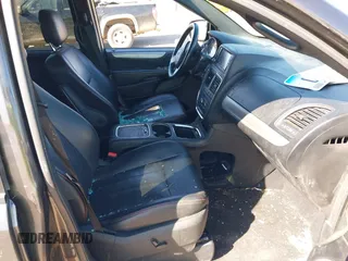 2017 Dodge Grand Caravan GT with VIN 2C4RDGEG4HR760864, listed as a IAAI auction lot 41822355 with Not Provided miles and . Bid and sale history available at DreamBid. Image 5.