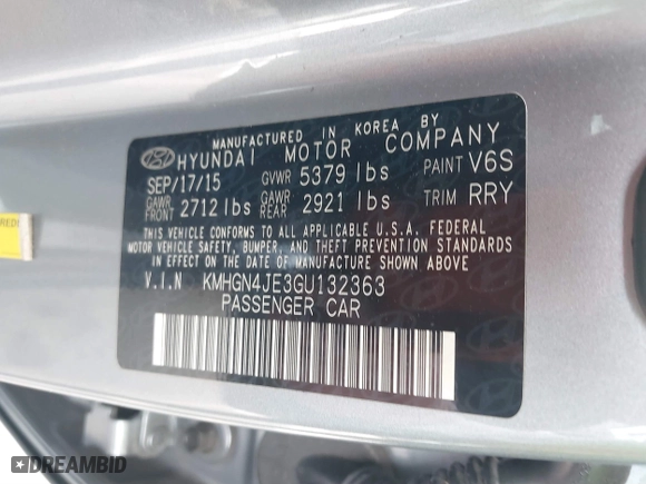 2016 Hyundai Genesis 3.8L with VIN KMHGN4JE3GU132363, listed as a IAAI auction lot 41551013 with 167,739 mi miles. Bid and sale history available at carsss.com. Image 9.