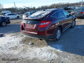 2013 Honda Crosstour EX with VIN 5J6TF3H33DL000648, listed as a IAAI auction lot 41304910 with 147,670 mi miles. Bid and sale history available at carsss.com. Image 4.