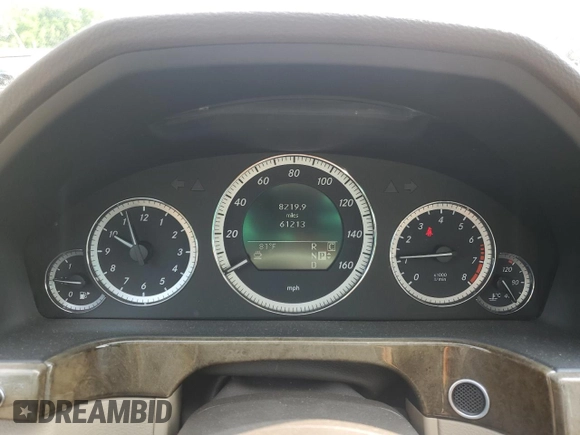 2010 Mercedes-Benz E 350 Luxury z VIN WDDHF8HB1AA213658, wystawiony jako Copart lot #60596165 z przebiegiem 61 213 mil mil oraz Szkoda całkowita • Salvage title. Historia ofert i sprzedaży dostępna na DreamBid. Obrazek 9.