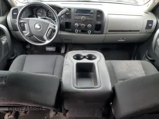 2010 Chevrolet Silverado 1500 LS with VIN 1GCSCREA3AZ120409, listed as a Copart auction lot 52483405 with 121,074 mi miles and Salvage Title. Bid and sale history available at carsss.com. Image 8.