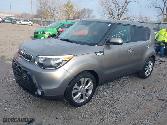 2016 Kia Soul + with VIN KNDJP3A5XG7241688, listed as a IAAI auction lot 41678769 with 164,823 mi miles. Bid and sale history available at carsss.com. Image 17.