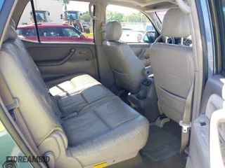 2007 Toyota Sequoia SR5 with VIN 5TDZT34A77S298637, listed as a IAAI auction lot 41683617 with 252,055 mi miles. Bid and sale history available at carsss.com. Image 8.