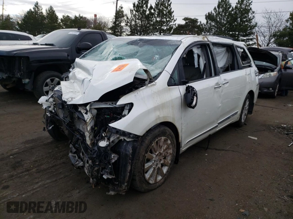 2016 Toyota Sienna XLE with VIN 5TDYK3DC5GS757003, listed as a Copart auction lot 41546464 with Not provided miles and Salvage title. Bid and sale history available at DreamBid. Image 1.