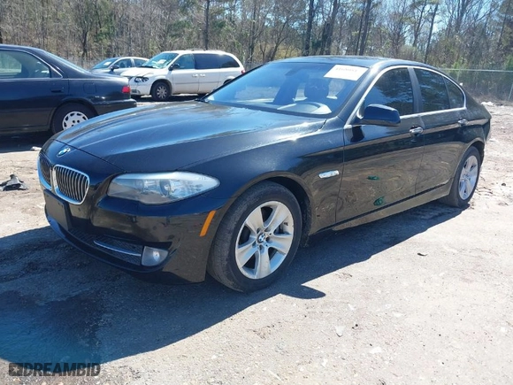 2012 BMW 5 Series 528i with VIN WBAXG5C50CDX03770, listed as a IAAI auction lot 41680812 with 168,715 mi miles. Bid and sale history available at carsss.com. Image 2.