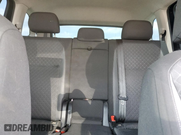 2018 Volkswagen Tiguan S with VIN 3VV1B7AX9JM020833, listed as a Copart auction lot 54539565 with 69,904 mi miles and Salvage title. Bid and sale history available at DreamBid. Image 10.