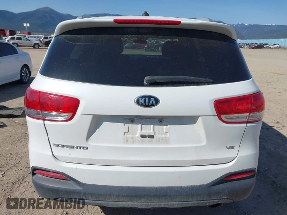 2017 Kia Sorento LX с VIN 5XYPGDA56HG191084, выставлен на аукционе IAAI как лот 42087432 с пробегом 74 159 миль миль и . История ставок и продаж доступна на DreamBid. Изображение 16.
