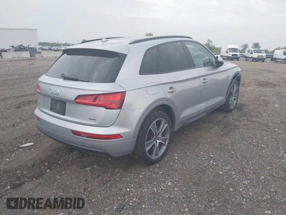 2019 Audi Q5 Premium Plus z VIN WA1BNAFY4K2073225, wystawiony jako IAAI lot #42458236 z przebiegiem 104 706 mil mil oraz . Historia ofert i sprzedaży dostępna na DreamBid. Obrazek 4.