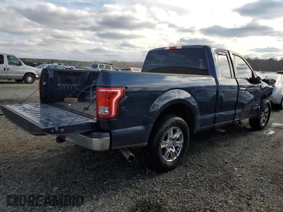 2016 Ford F-150 XL with VIN 1FTEX1CP1GKF29472, listed as a Copart auction lot 44774135 with 220,140 mi miles and Salvage Title. Bid and sale history available at carsss.com. Image 3.