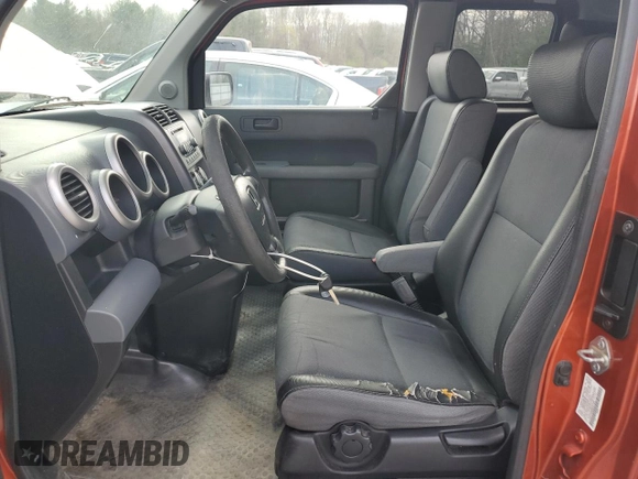 2005 Honda Element EX with VIN 5J6YH28605L031555, listed as a Copart auction lot 53701235 with 179,780 mi miles and Clean Title. Bid and sale history available at DreamBid. Image 7.