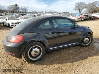 2012 Volkswagen Beetle 2.5L w/Sun/Sound/Nav PZEV with VIN 3VWHP7ATXCM647942, listed as a Copart auction lot 89161045 with 91,532 mi miles and Salvage Title. Bid and sale history available at carsss.com. Image 3.