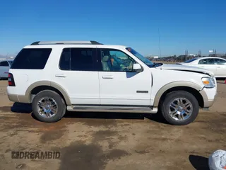 2006 Ford Explorer Eddie Bauer with VIN 1FMEU74E26UA59864, listed as a IAAI auction lot 41631105 with 119,348 mi miles. Bid and sale history available at carsss.com. Image 13.