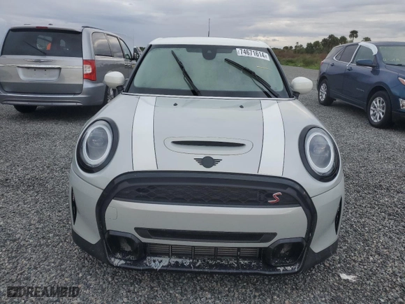 2023 MINI Hardtop 4 Door Cooper S with VIN WMW53DK03P2T16781, listed as a Copart auction lot 74671614 with 0 mi miles and Non Repairable. Bid and sale history available at carsss.com. Image 5.