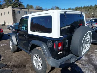 2021 Jeep Wrangler 80th Anniversary with VIN 1C4GJXAN0MW557797, listed as a IAAI auction lot 41505457 with 40,611 mi miles and . Bid and sale history available at DreamBid. Image 3.