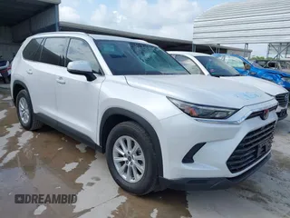 2024 Toyota Highlander XLE z VIN 5TDAAAB54RS008757, wystawiony jako IAAI lot #42405630 z przebiegiem 20 375 mil mil oraz . Historia ofert i sprzedaży dostępna na DreamBid. Obrazek 1.