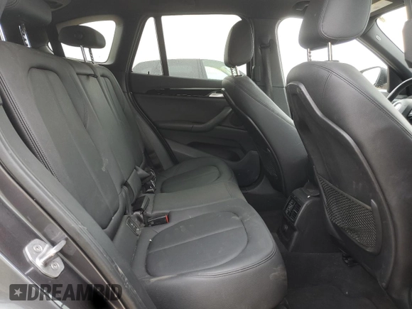 2017 BMW X1 xDrive28i with VIN WBXHT3Z3XH4A53999, listed as a Copart auction lot 60500265 with 43,377 mi miles and Salvage title. Bid and sale history available at DreamBid. Image 10.