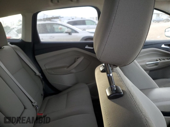 2018 Ford Escape SE z VIN 1FMCU9GDXJUD21466, wystawiony jako Copart lot #46266395 z przebiegiem Nie podano mil oraz Szkoda całkowita • Salvage title. Historia ofert i sprzedaży dostępna na DreamBid. Obrazek 8.