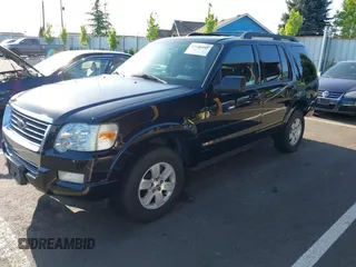 2010 Ford Explorer XLT with VIN 1FMEU7DE9AUB07613, listed as a IAAI auction lot 42146491 with 125,414 mi miles. Bid and sale history available at carsss.com. Image 2.