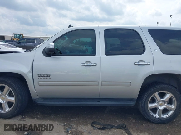 2013 Chevrolet Tahoe LT with VIN 1GNSCBE09DR357304, listed as a IAAI auction lot 42361887 with 96,229 mi miles and . Bid and sale history available at DreamBid. Image 15.
