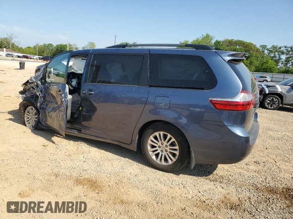2017 Toyota Sienna XLE Auto Access Seat with VIN 5TDYZ3DC7HS789139, listed as a Copart auction lot 53200635 with Not provided miles and Salvage title. Bid and sale history available at DreamBid. Image 2.