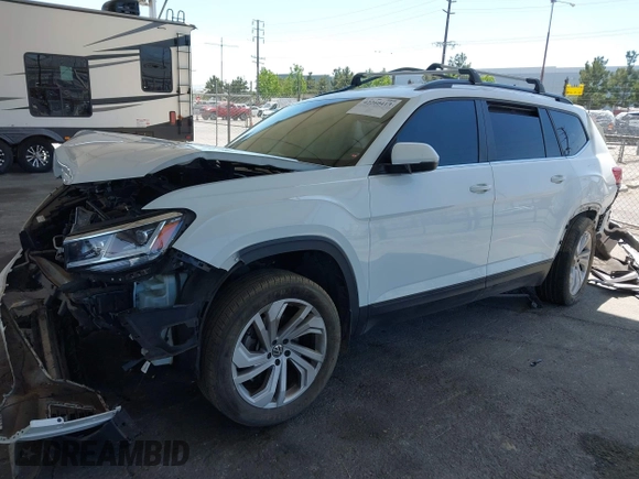 2021 Volkswagen Atlas SE z VIN 1V2HR2CA8MC514027, wystawiony jako IAAI lot #42260413 z przebiegiem 37 687 mil mil oraz . Historia ofert i sprzedaży dostępna na DreamBid. Obrazek 2.