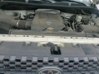 2018 Toyota Tundra SR5 with VIN 5TFDY5F10JX682555, listed as a Copart auction lot 67643985 with 134,974 mi miles and Salvage title. Bid and sale history available at DreamBid. Image 13.