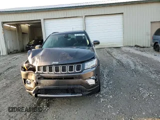 2018 Jeep Compass Limited with VIN 3C4NJCCBXJT318911, listed as a Copart auction lot 42123395 with 139,024 mi miles and Salvage Title. Bid and sale history available at carsss.com. Image 15.