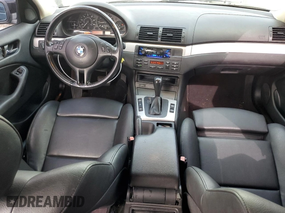 2004 BMW 3 Series 325i with VIN WBAET37424NJ42802, listed as a Copart auction lot 88778135 with 117,722 mi miles and Salvage Title. Bid and sale history available at carsss.com. Image 8.